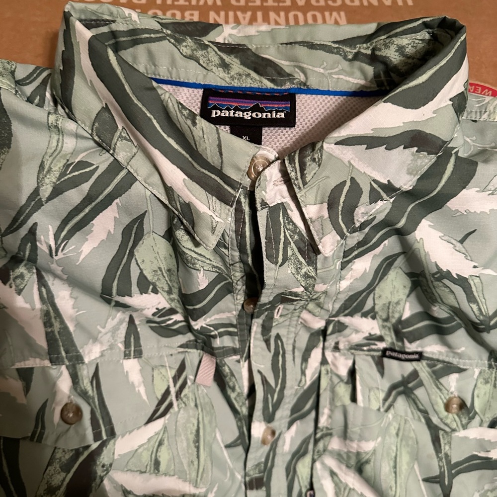 Patagonia mens xl Fishing shirt